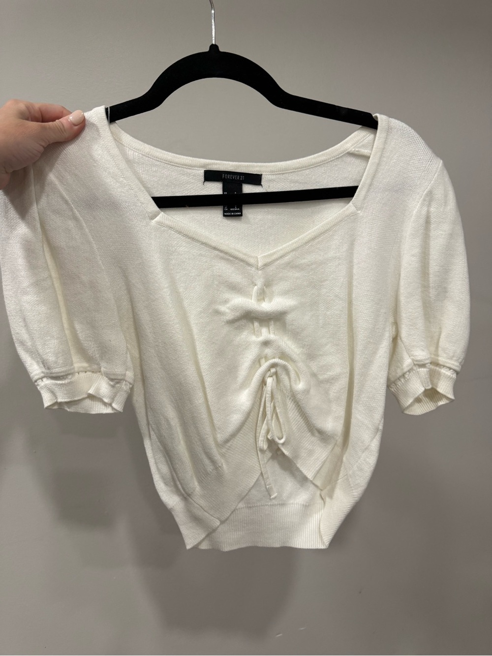 Forever 21 Cream Ruched Tie-Front Short Sleeve Knit Top